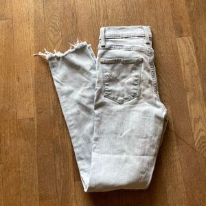 Levi's Light Wash Skinny Jeans with Frayed Hem